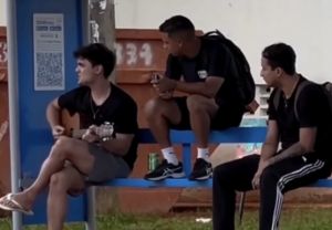 PH & Michel PH & Michel: a dupla sertaneja que transformou o ponto de ônibus em palco e está conquistando o Brasil