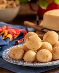 P&atilde;o de Queijo Canastra