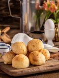 P&atilde;o de Queijo Canastra