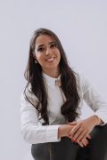 Lara Gabriely Silva Moura
