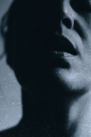 Exposição "Quando o sonho encontra o azul" de Daniela Dib no MIS